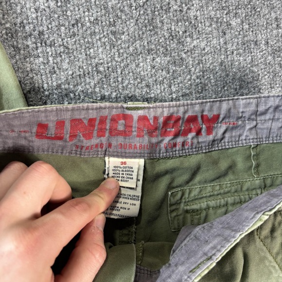 Unionbay Cargo Shorts Mens 36 Green Canvas Relaxed Fit 2 Pair Summer Casual - Picture 2 of 4